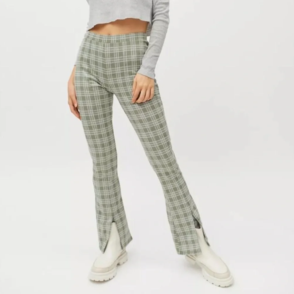 Urban Outfitters Urban Renewal Remnants Plaid Front Slit Olive Pants - Picture 1 of 11